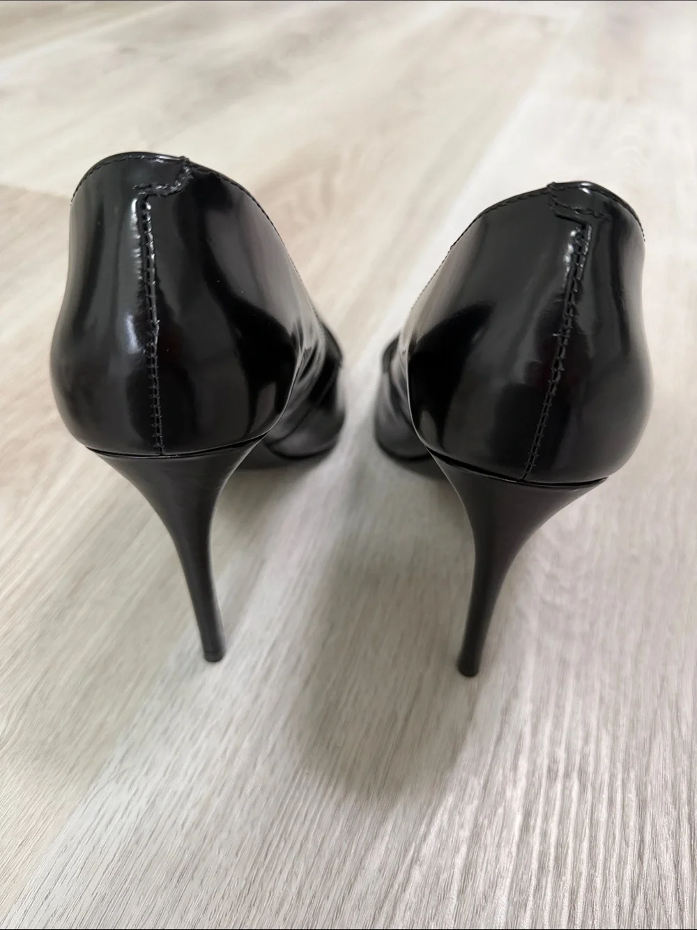Steve Madden Noir Black Leather Pointed Toe Pumps size 8